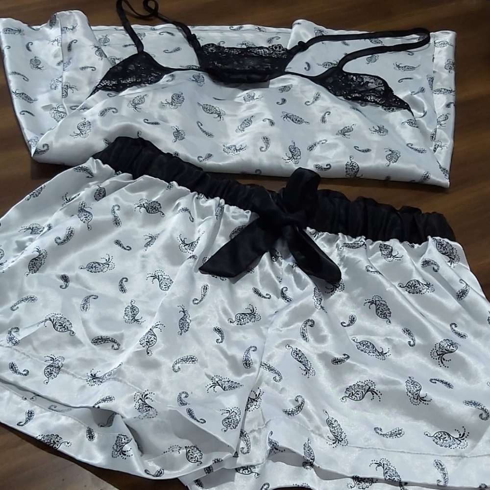 Sleep wear